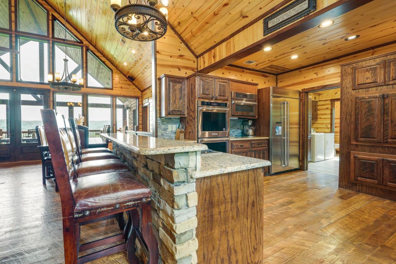 Holiday home With Game And Private Hot Tub!