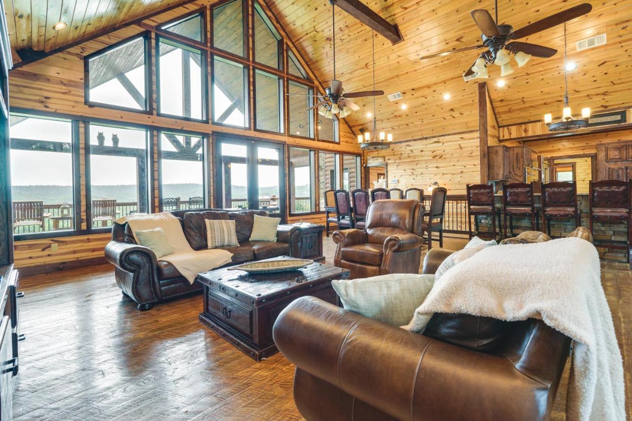 Holiday home With Game And Private Hot Tub! *